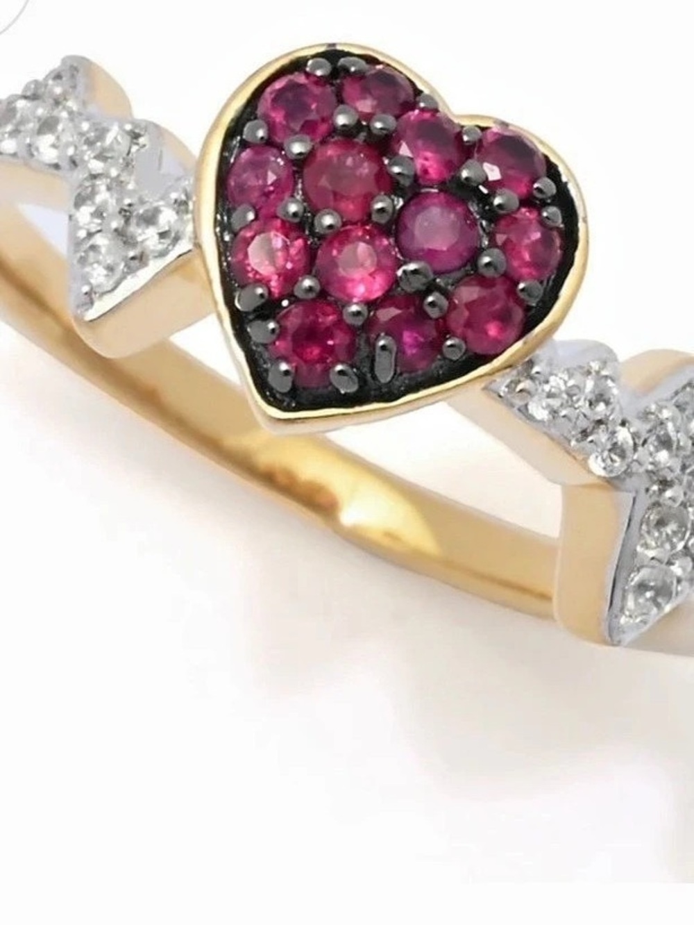 Heart Ring in Gold & Butmese Rubies